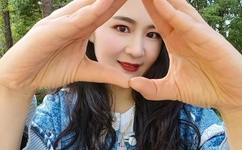 被老外添嫩苞添高潮NP视频